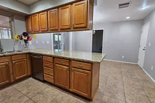 821 N Spur Cir, Mesa, AZ 85203 - Photo 48