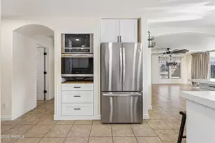 18100 N Catherine Dr, Surprise, AZ 85374 - Photo 14