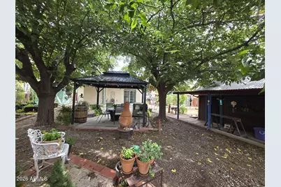501 W Vista Street, Bisbee, AZ 85603 - Photo 2