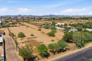 1141 E Roeser Rd, Phoenix, AZ 85040 - Photo 1