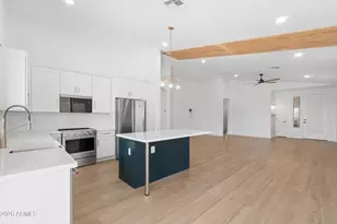 4349 E Smokehouse Trail, Cave Creek, AZ 85331 - Photo 2