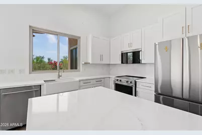 4349 E Smokehouse Trail, Cave Creek, AZ 85331 - Photo 4