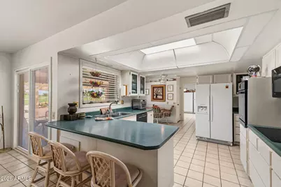 12039 N Sun Valley Drive, Sun City, AZ 85351 - Photo 6