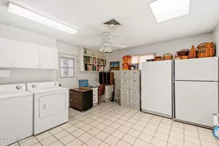 12039 N Sun Valley Dr, Sun City, AZ 85351 - Photo 10