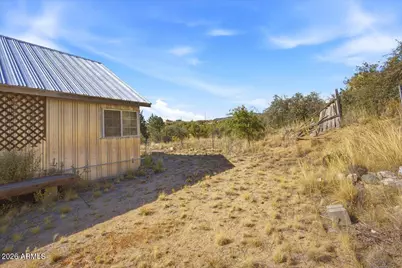 9391 S Donald Trail, Kirkland, AZ 86332 - Photo 22
