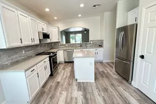 847 E La Costa Pl, Chandler, AZ 85249 - Photo 12
