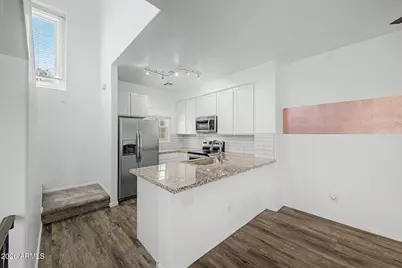 5631 S 21st Place, Phoenix, AZ 85040 - Photo 10