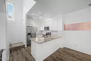 5631 S 21st Pl, Phoenix, AZ 85040 - Photo 10