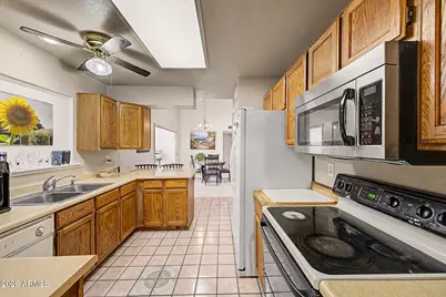 1409 E Stephens Drive, Tempe, AZ 85283 - Photo 10