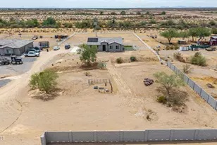 17038 W Baker Dr, Surprise, AZ 85387 - Photo 30