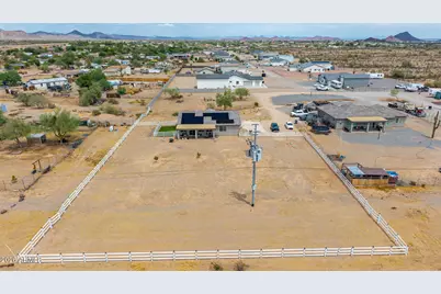 17038 W Baker Drive, Surprise, AZ 85387 - Photo 4