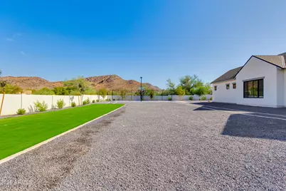 4041 E Mountain View Road, Phoenix, AZ 85028 - Photo 64