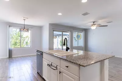 806 W Raymond Street, Coolidge, AZ 85128 - Photo 12