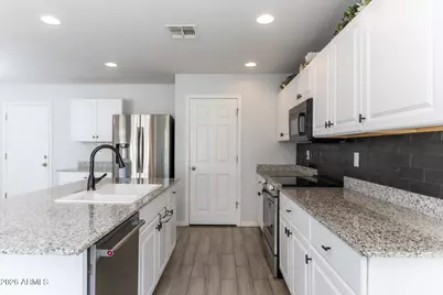 806 W Raymond Street, Coolidge, AZ 85128 - Photo 10