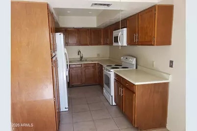 1536 S River Drive E, Tempe, AZ 85281 - Photo 6
