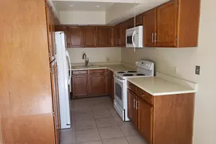 1536 S River Dr E, Tempe, AZ 85281 - Photo 6