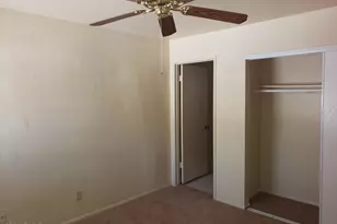 1536 S River Dr E, Tempe, AZ 85281 - Photo 20