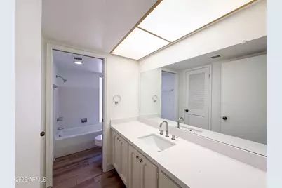 5341 N Questa Tierra Drive, Phoenix, AZ 85012 - Photo 16