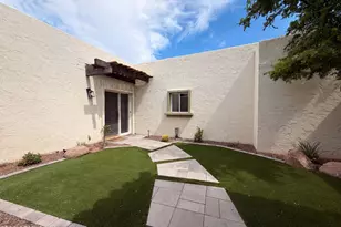 5341 N Questa Tierra Dr, Phoenix, AZ 85012 - Photo 2