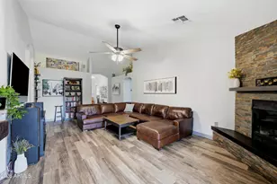 1091 S Crossroads Dr, Gilbert, AZ 85296 - Photo 6