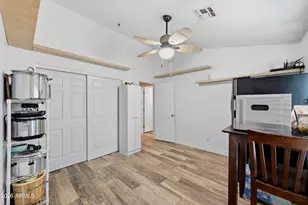 1091 S Crossroads Dr, Gilbert, AZ 85296 - Photo 16