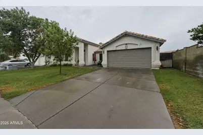 1091 S Crossroads Drive, Gilbert, AZ 85296 - Photo 1