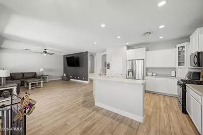 1375 E Locust Drive, Chandler, AZ 85286 - Photo 22