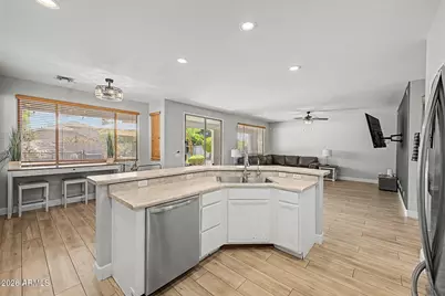1375 E Locust Drive, Chandler, AZ 85286 - Photo 24