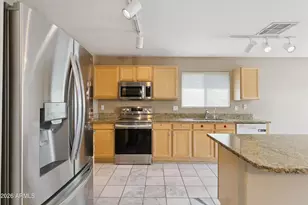 3139 W Matthew Dr, Phoenix, AZ 85027 - Photo 14