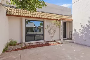 326 E Huntington Dr, Tempe, AZ 85282 - Photo 1