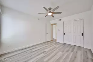 6024 W Golden Ln, Glendale, AZ 85302 - Photo 8