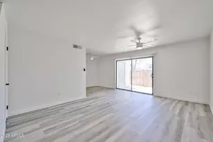 6024 W Golden Ln, Glendale, AZ 85302 - Photo 6