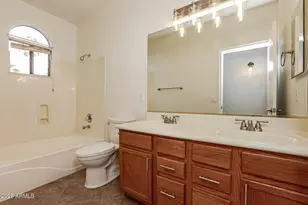 1384 E Toledo St, Gilbert, AZ 85295 - Photo 18