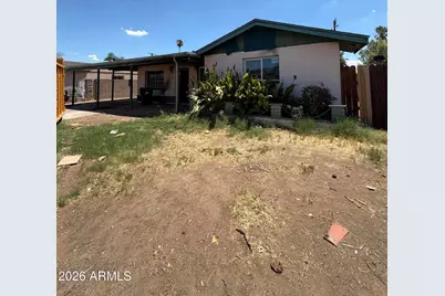 8223 W Clarendon Avenue, Phoenix, AZ 85033 - Photo 1