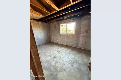 8223 W Clarendon Avenue, Phoenix, AZ 85033 - Photo 4