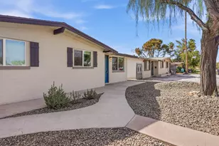 730 N Delaware St, Chandler, AZ 85225 - Photo 4