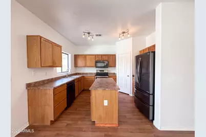 36524 W Alhambra Street, Maricopa, AZ 85138 - Photo 10