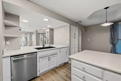 5200 S Lakeshore Drive #207, Tempe, AZ 85283 - Photo 12