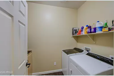 2404 W Dusty Wren Drive, Phoenix, AZ 85085 - Photo 36