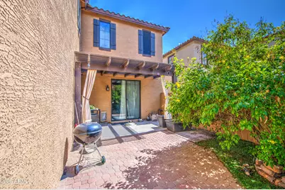 2404 W Dusty Wren Drive, Phoenix, AZ 85085 - Photo 40
