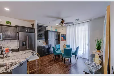 2404 W Dusty Wren Drive, Phoenix, AZ 85085 - Photo 18