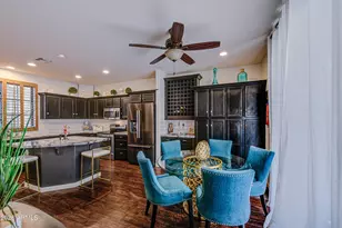 2404 W Dusty Wren Dr, Phoenix, AZ 85085 - Photo 8