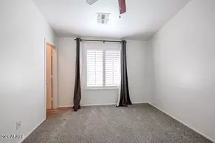 2725 E Mine Creek Rd, Phoenix, AZ 85024 - Photo 18