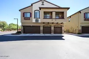2725 E Mine Creek Rd, Phoenix, AZ 85024 - Photo 2