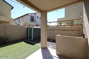 2725 E Mine Creek Rd, Phoenix, AZ 85024 - Photo 24