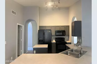 8743 W Sierra Vista Drive, Glendale, AZ 85305 - Photo 10