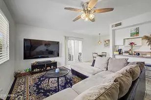 8857 N 12th Pl, Phoenix, AZ 85020 - Photo 10