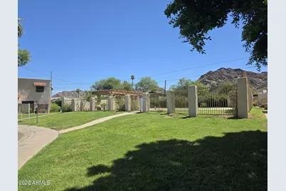 8857 N 12th Place, Phoenix, AZ 85020 - Photo 24