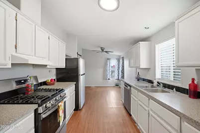 2961 W Bonnie Lane, San Tan Valley, AZ 85144 - Photo 4