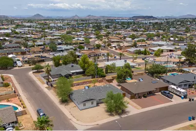 2290 W Village Drive, Phoenix, AZ 85023 - Photo 12